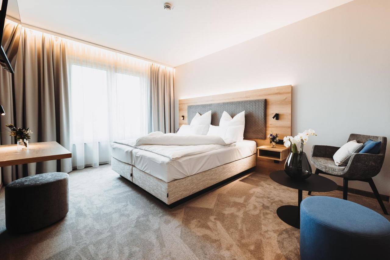 Hotel Vivo Schierling Dış mekan fotoğraf