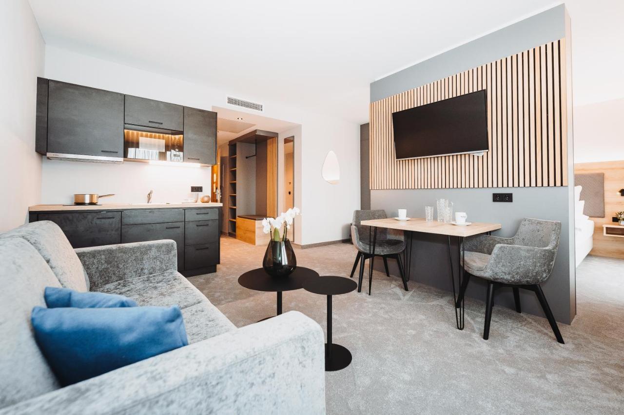 Hotel Vivo Schierling Dış mekan fotoğraf